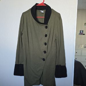 VENUS ASYMETRICAL Olive Green Coat with Black Accents